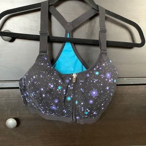 Victoria’s Secret sport bra